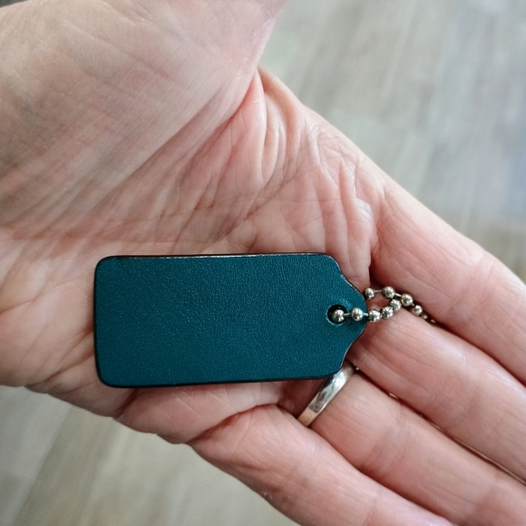 Coach Dark Teal Leather Tag - Picture 2 of 2